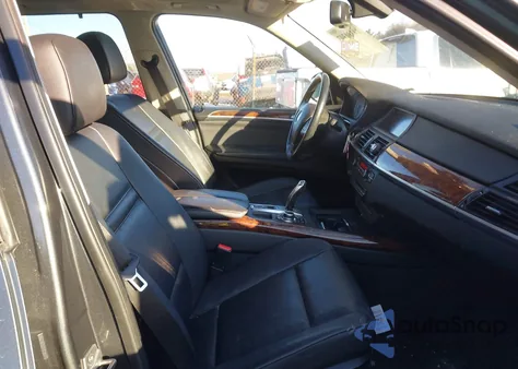 2012 BMW X5 xDrive35I/xDrive35I Premium/xDrive35I Sport Activity z USA, uszkodzony, nr VIN 5UXZV4C59CL759061